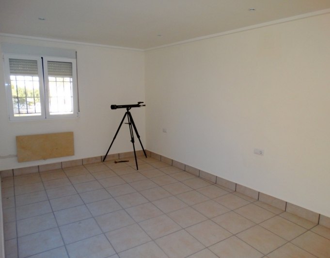 Bedrijfsgebouw met 4 appartementen te koop in Javea